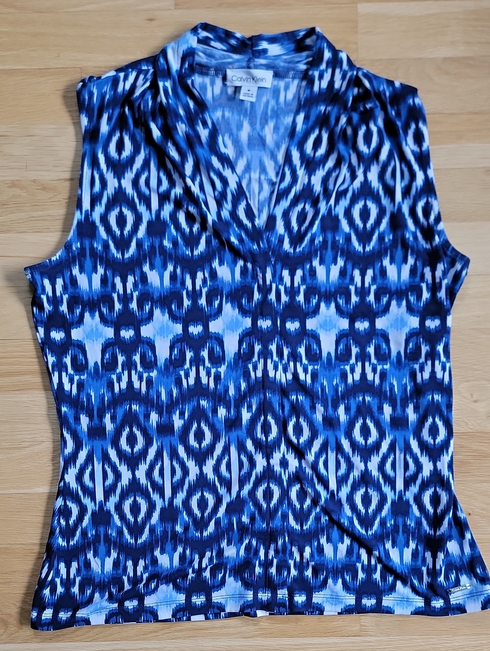 Calvin Klein Navy and White Ikat-Pattern Sleeveless Camisole NWOT!